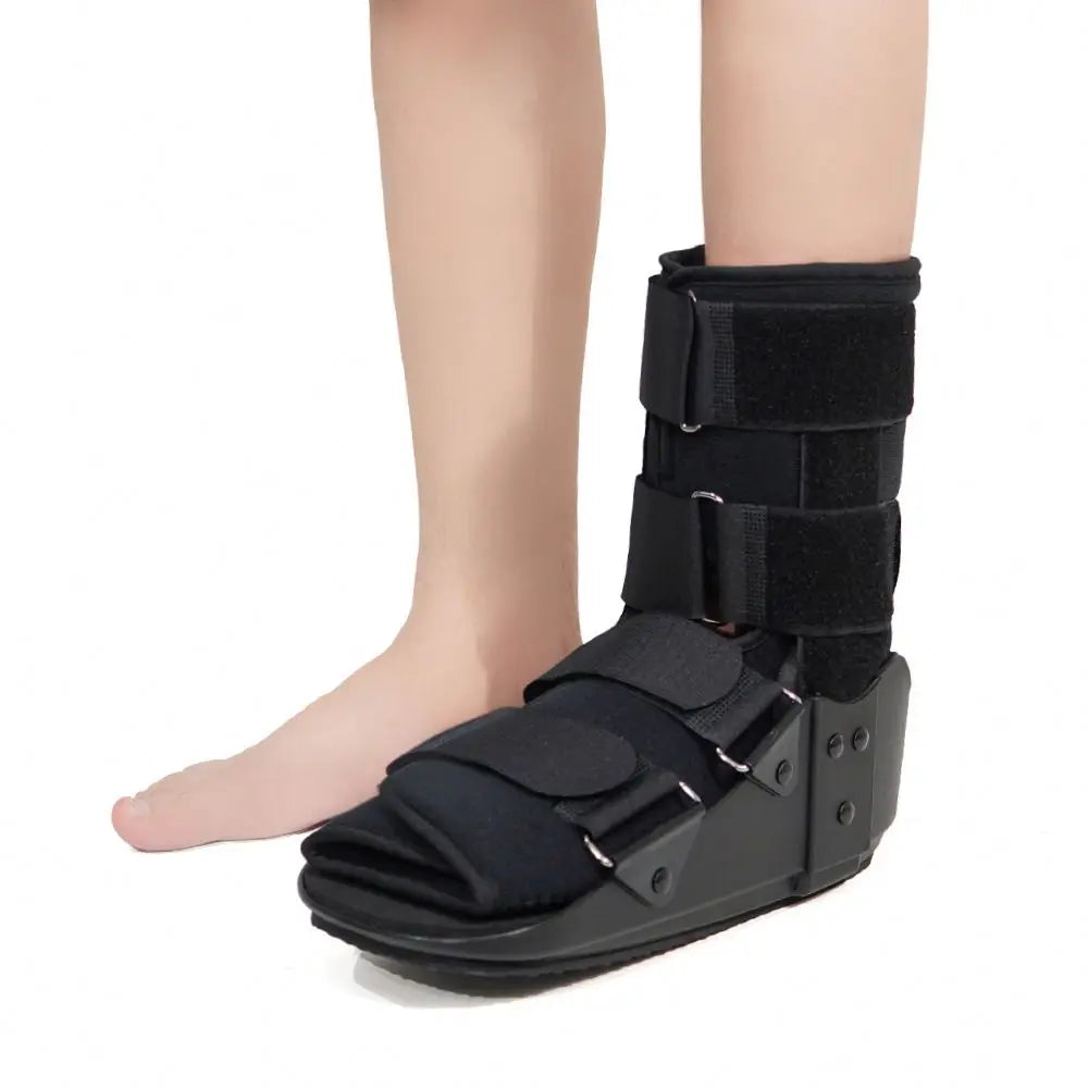 2026 Clinic Supplier Hot Sale Breathable Ankle Joint Stabilizer for Acute Ankle Sprains Conservative Walking Boot Protection